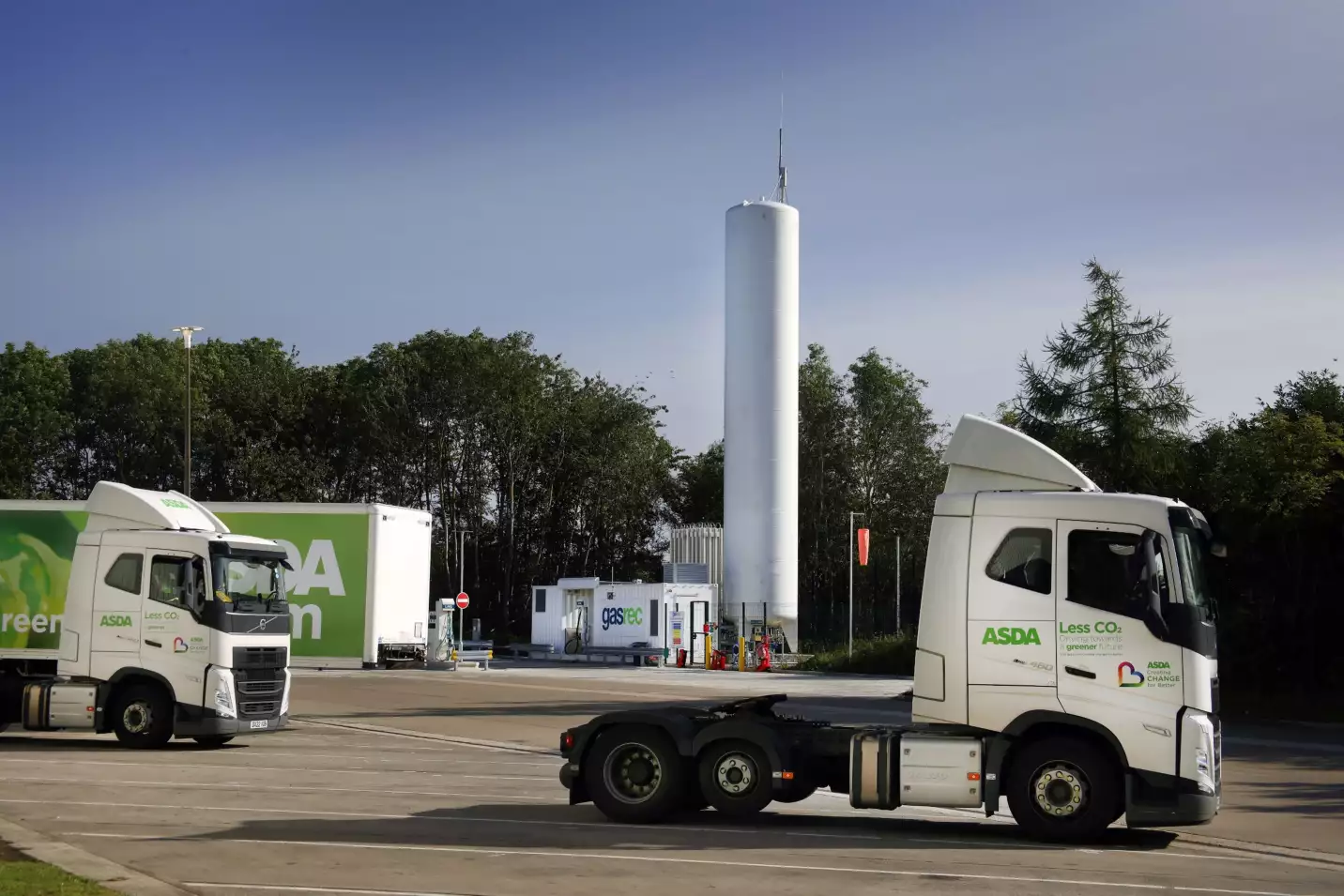 Asda invests in two new bio-LNG refuelling facilities