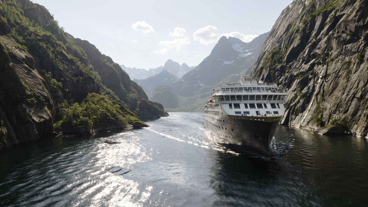Havila Voyages sets sail on world-first biogas-powered coastal cruise
