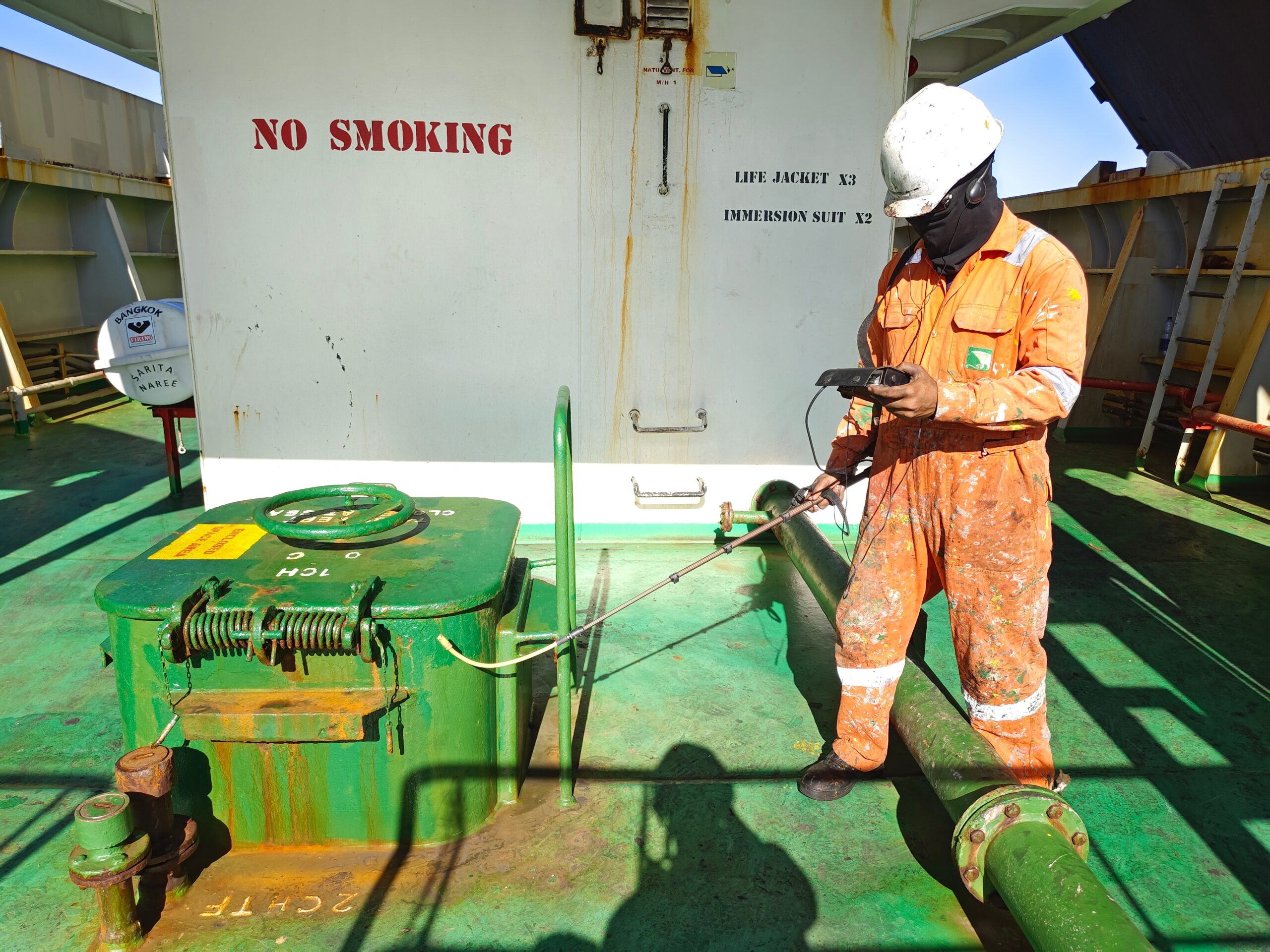 Safe storage and transportation of wood pellets in bulk