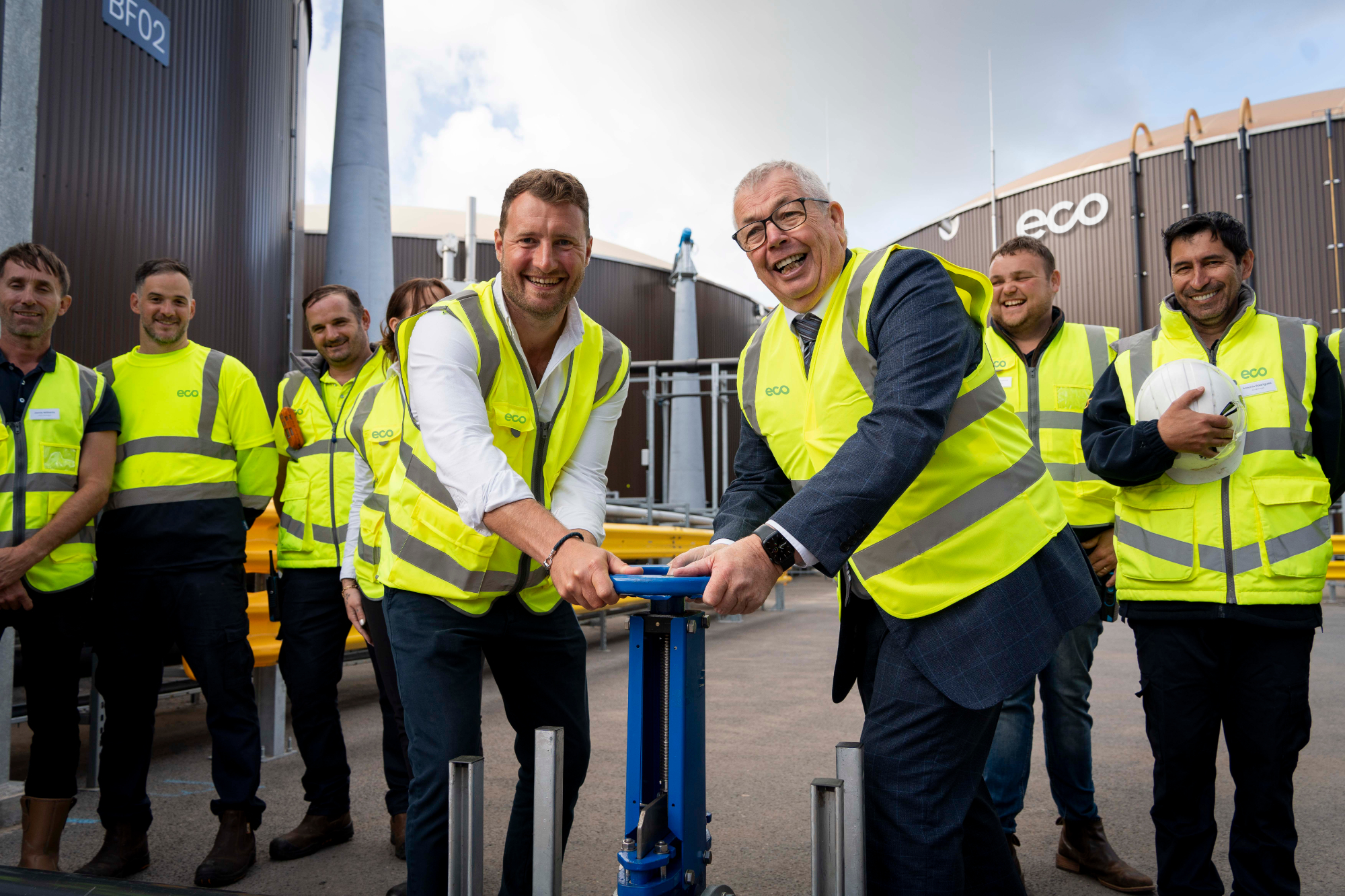 Dorset food waste operator opens £20m anaerobic digestion plant with grid injection